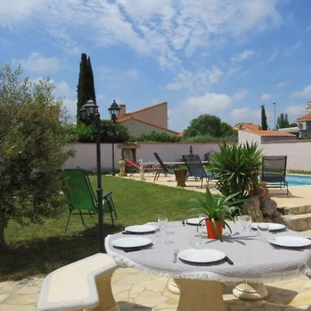 Familiale Avec Piscine Privee Pres Des Plages - Fr-1-529-156