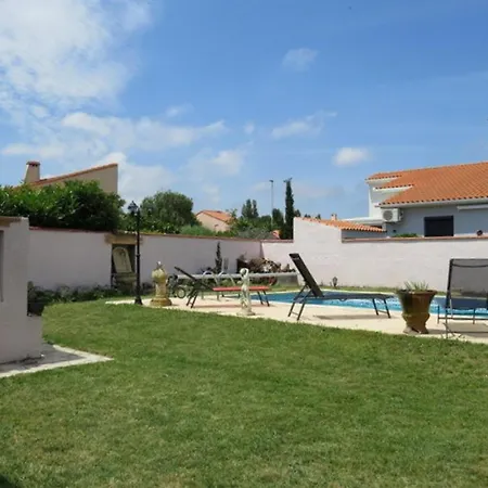 Вилла Familiale Avec Piscine Privee Pres Des Plages - Fr-1-529-156 Сен-Лоран-де-ла-Саланк