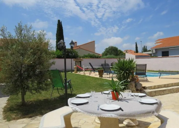 Familiale Avec Piscine Privee Pres Des Plages - Fr-1-529-156